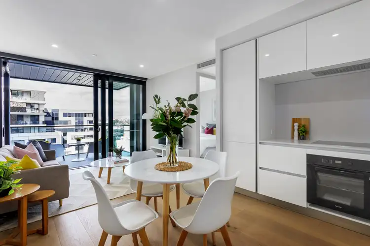 801/10 Lilydale Grove, Hawthorn East VIC 3123