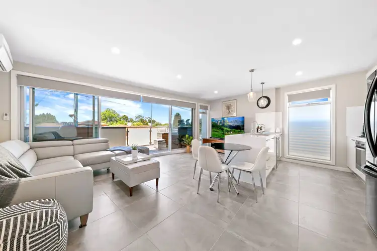 Second view of Homely apartment listing, 6/122 Mitcham Road, Donvale VIC 3111