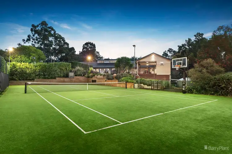 16 Wilkinson Way, Park Orchards VIC 3114