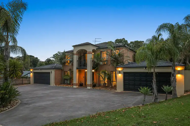 35 Janet Bowman Boulevard, Beaconsfield VIC 3807