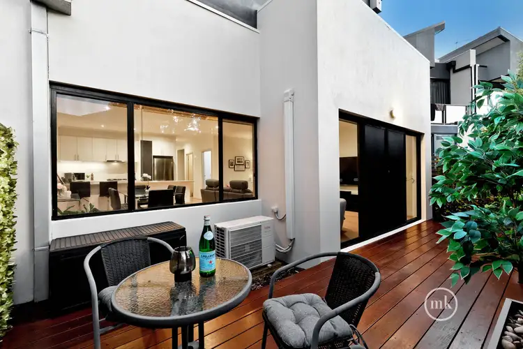 21 Diamond Boulevard, Greensborough VIC 3088