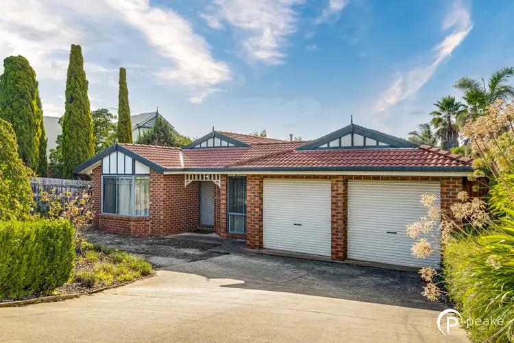10 Vivienne Way, Berwick VIC 3806