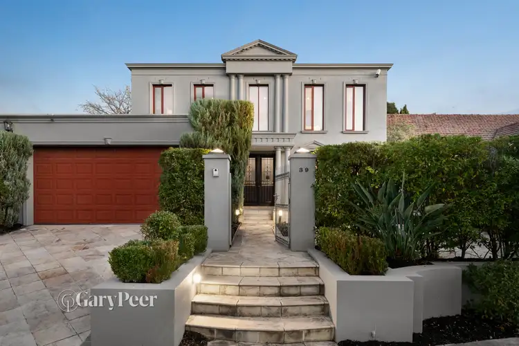 39 Orrong Crescent, Caulfield North VIC 3161