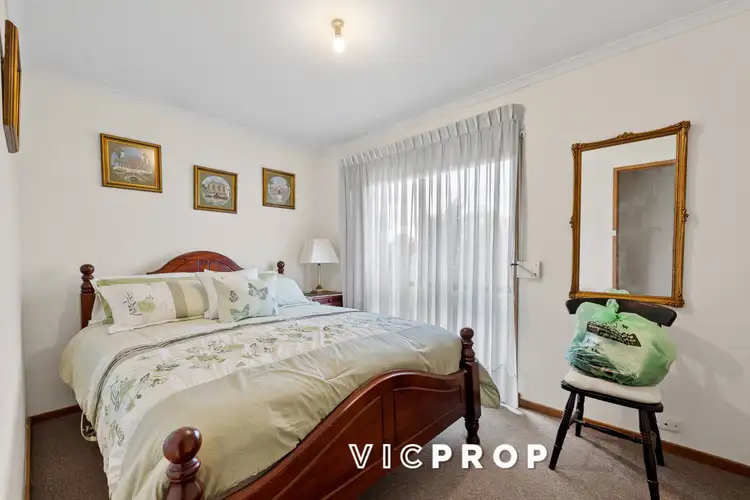 Fifth view of Homely house listing, 8 Melia Court, Werribee VIC 3030