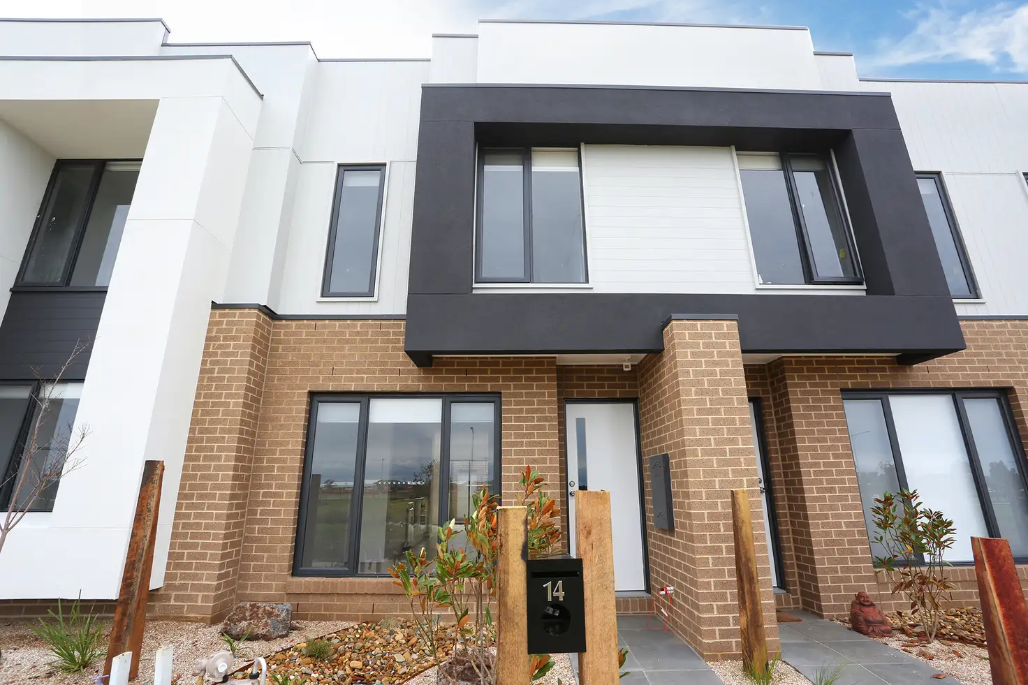 Main view of Homely townhouse listing, 14 Sandspit Walk, Armstrong Creek VIC 3217