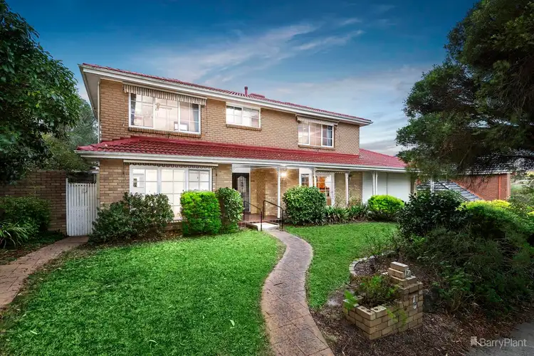 15 Devlaw Drive, Doncaster East VIC 3109