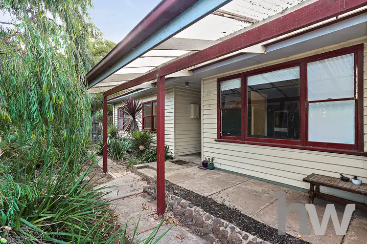 29 Hickey Street, Whittington VIC 3219