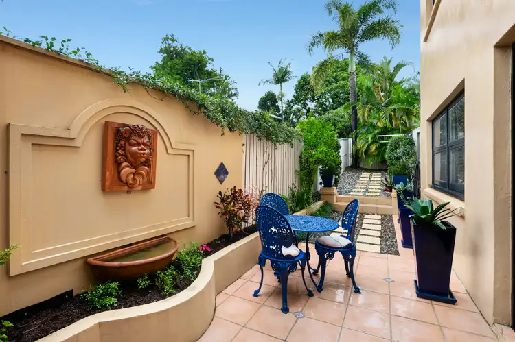 2/126 Sylvan Road, Toowong QLD 4066