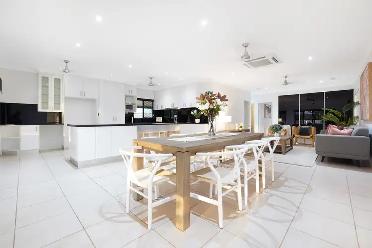 11 Riveren Court, Farrar NT 830