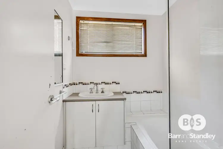 Fifth view of Homely house listing, 15 Hooper Place, Withers WA 6230