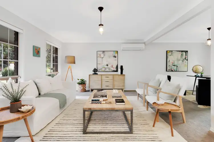 Third view of Homely house listing, 2 Geewan Place, Chapel Hill QLD 4069