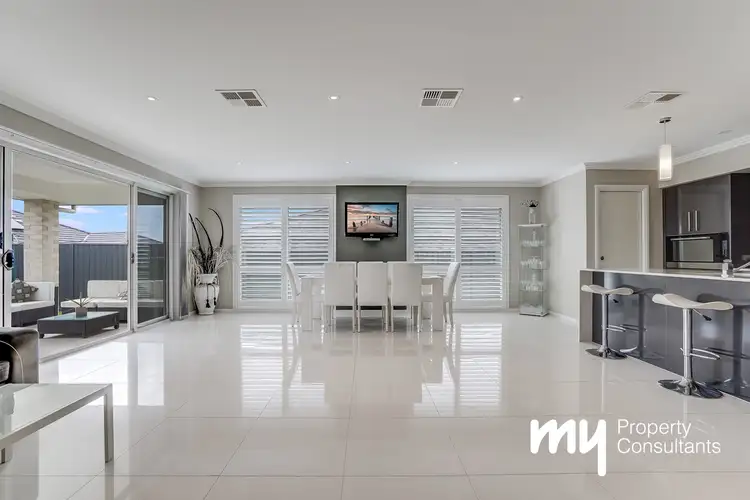 4 Viking Street, Gregory Hills NSW 2557