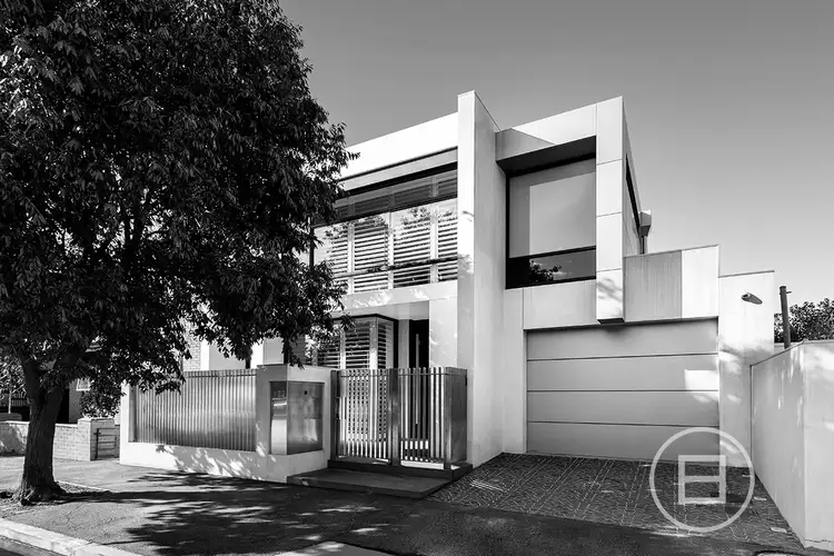 132 Ross Street, Port Melbourne VIC 3207