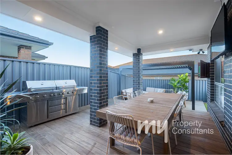 19 Floyd Street, Spring Farm NSW 2570