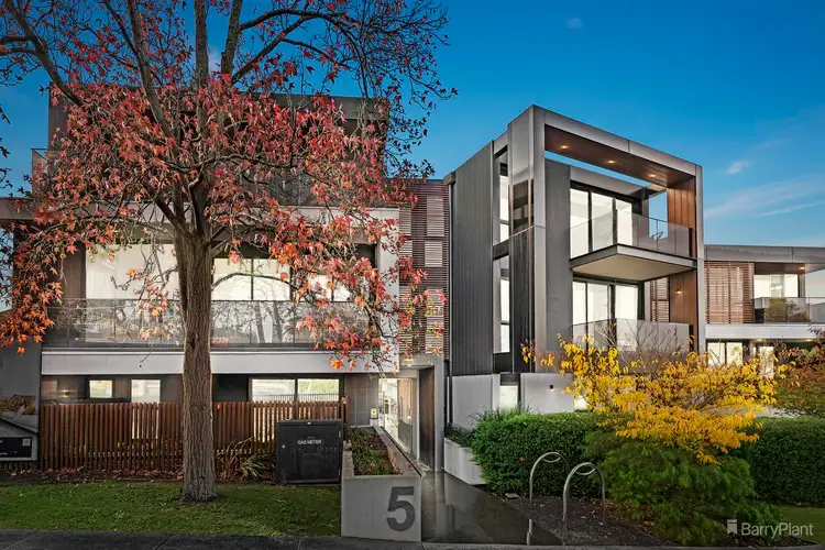 204/5 Curlew Court, Doncaster VIC 3108