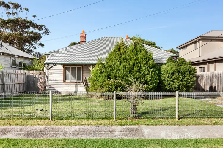 12 Helm Street, Aspendale VIC 3195