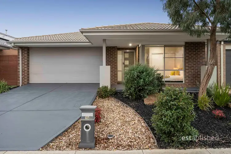 14 Saltmarsh Crescent, Point Cook VIC 3030