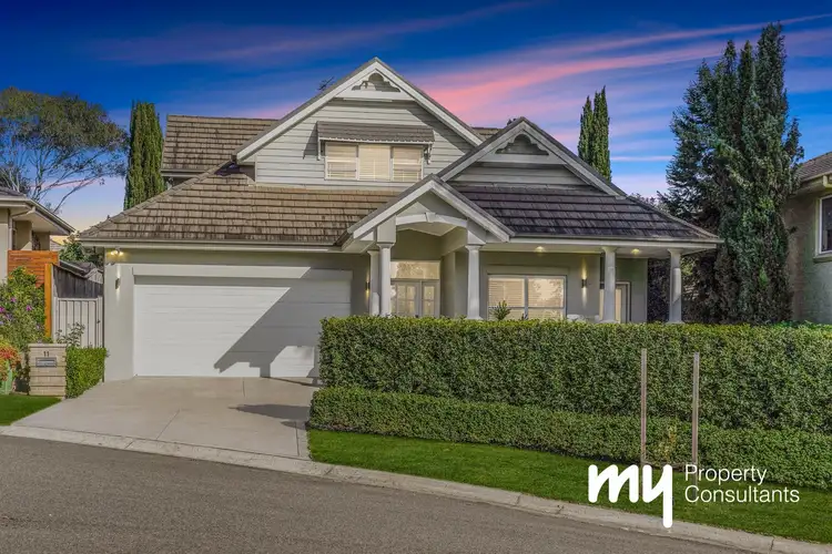 11 Whyte Place, Elderslie NSW 2570