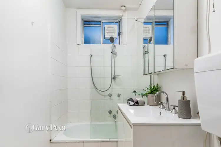 Sixth view of Homely apartment listing, 5/8 Tattenham Street, Caulfield East VIC 3145
