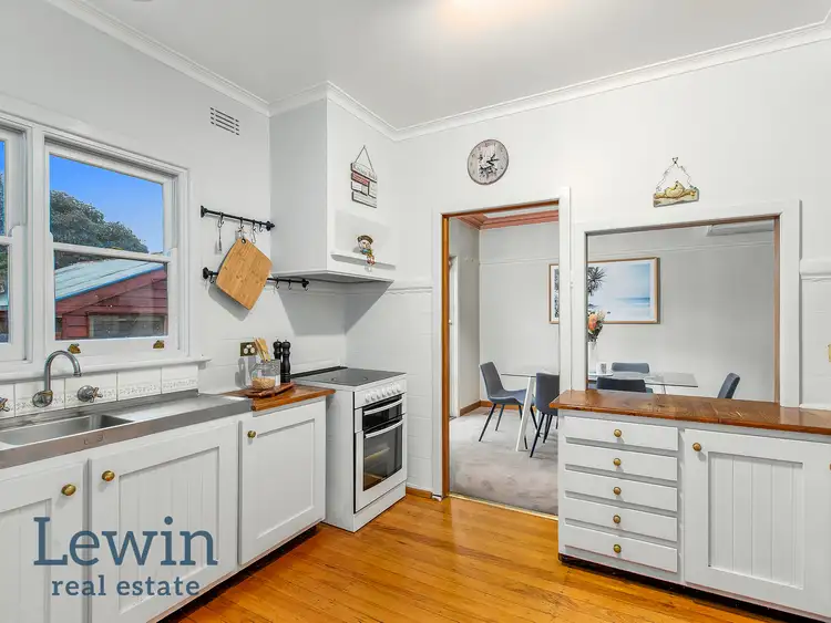Fifth view of Homely house listing, 17 Hartwell Place, Cheltenham VIC 3192