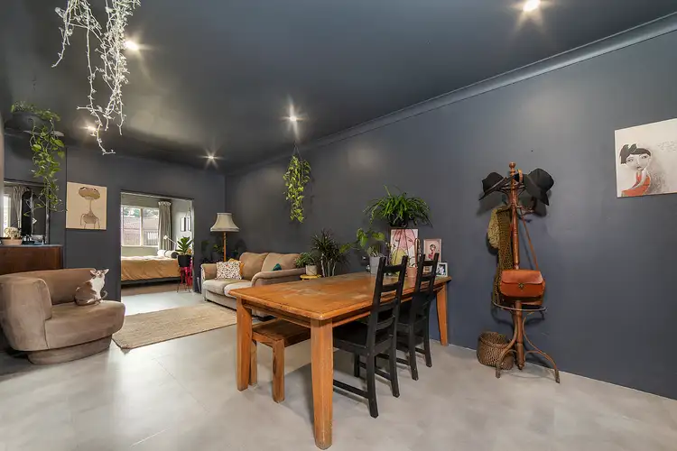 2/31 Thames Street, West Wollongong NSW 2500