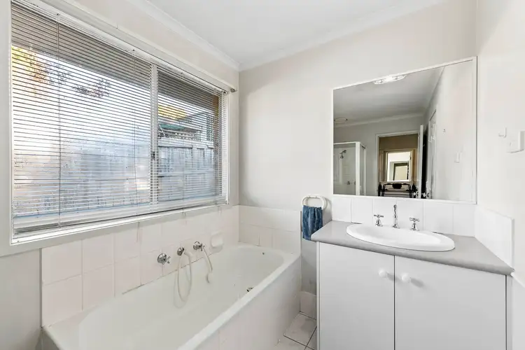 Fourth view of Homely unit listing, 2/366 Middleborough Road, Blackburn VIC 3130