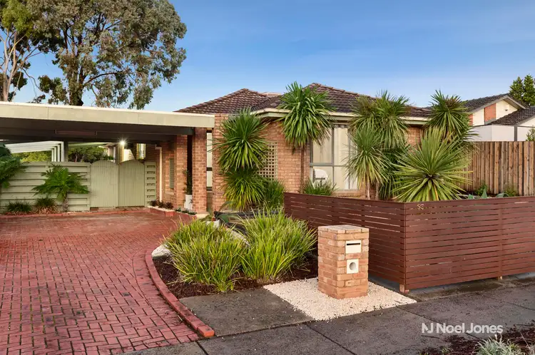93 Argyle Way, Wantirna South VIC 3152