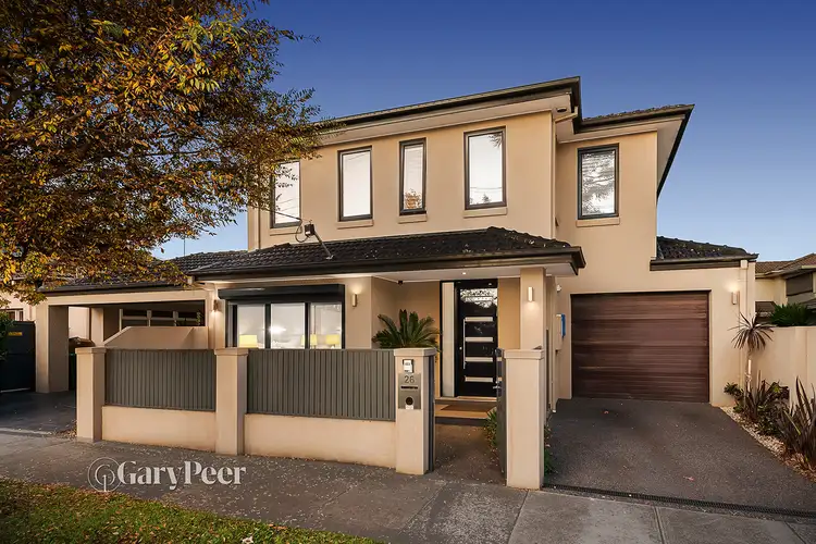 26 Roseberry Grove, Glen Huntly VIC 3163