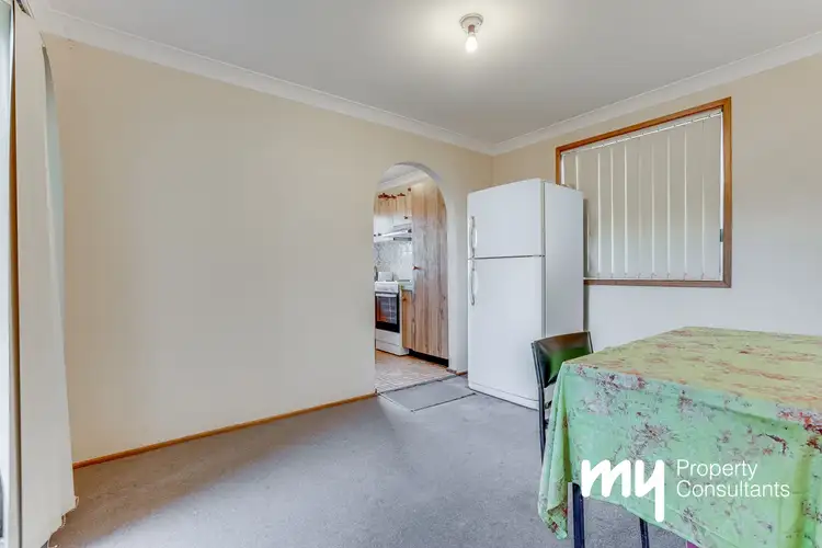 Fourth view of Homely townhouse listing, 18/18 Hosking Crescent, Glenfield NSW 2167