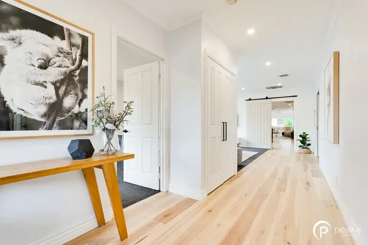 Second view of Homely house listing, 3 Andval Court, Berwick VIC 3806