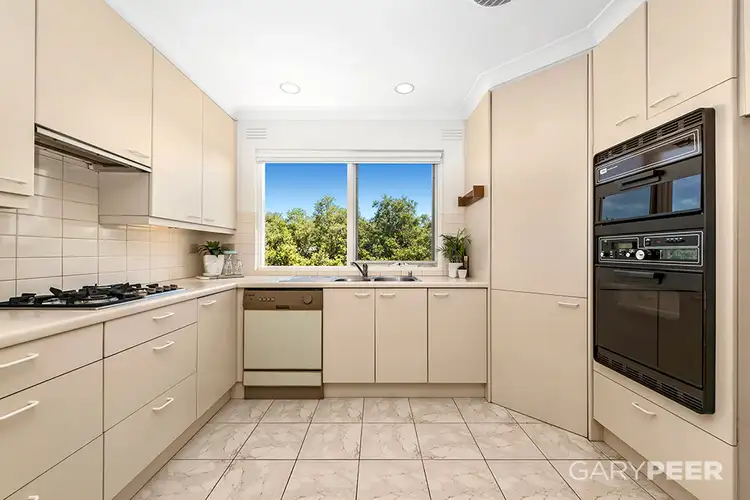 Fifth view of Homely apartment listing, 9/41 Nepean Highway, Elsternwick VIC 3185