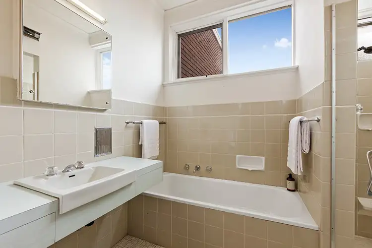 Sixth view of Homely apartment listing, 5/21a Dickens Street, Elwood VIC 3184