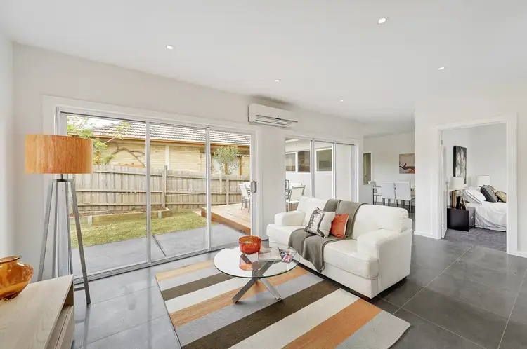 Third view of Homely townhouse listing, 2/114 Thompsons Road, Bulleen VIC 3105