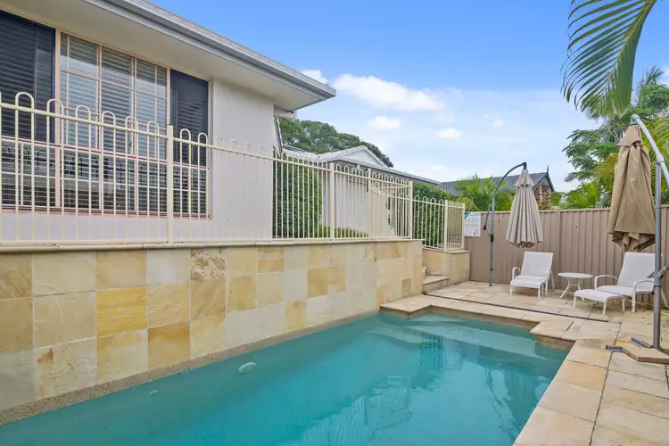 43 Saffron Street, Elanora QLD 4221