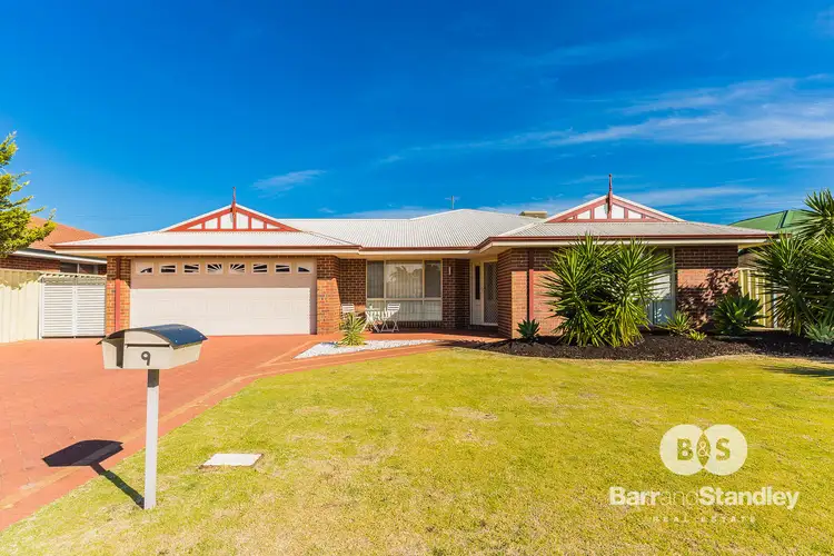 9 Willis Cove, Pelican Point WA 6230
