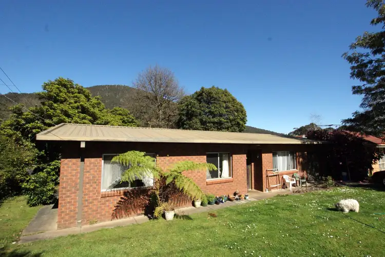 2 Derby Street, Warburton VIC 3799