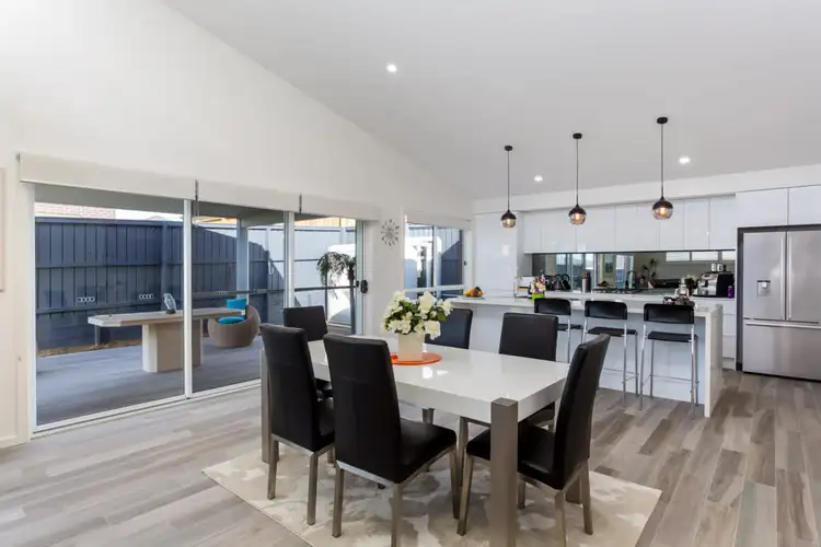 54 Tulkaba Street, Fletcher NSW 2287