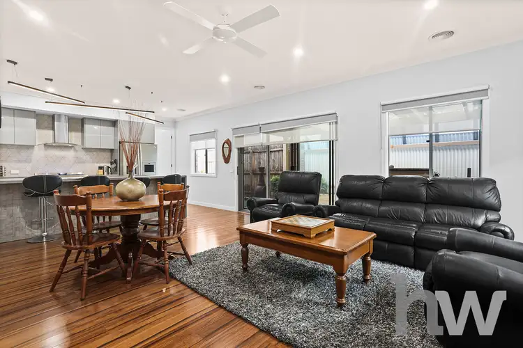 3/2 Greenwood Street, Newcomb VIC 3219