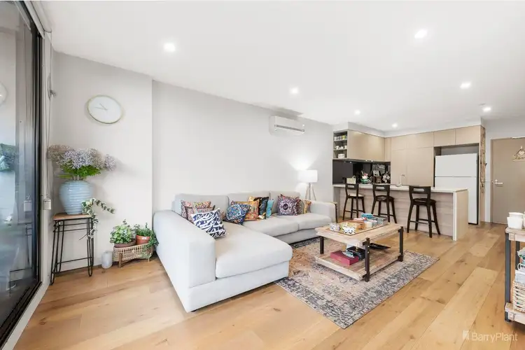 209/9 Red Hill Terrace, Doncaster East VIC 3109