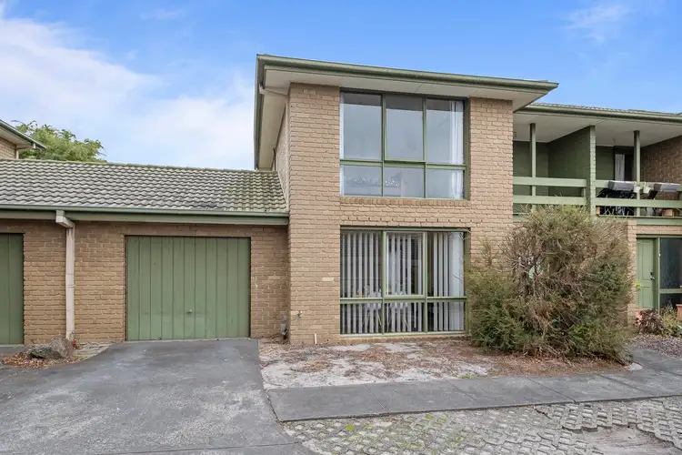 2/6 Samada Street, Frankston VIC 3199