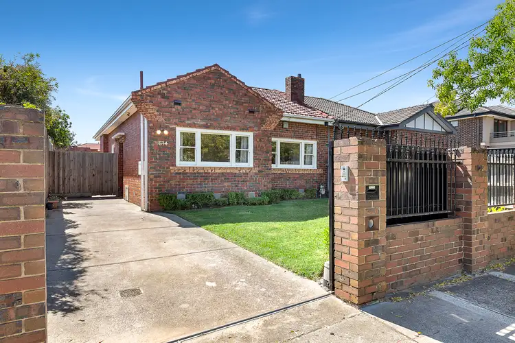 574 Neerim Road, Hughesdale VIC 3166