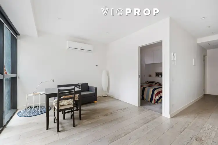 323-331 La Trobe Street