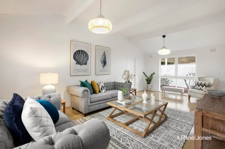 Second view of Homely house listing, 8 Dundee Place, Wantirna VIC 3152