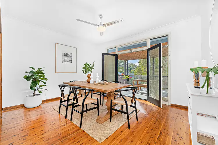 8 Prospect Street, Mount Saint Thomas NSW 2500