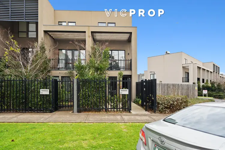 21 Ulmara Parkway, Maidstone VIC 3012