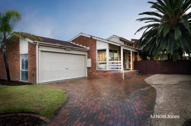15 Myalla Court, Wantirna South VIC 3152