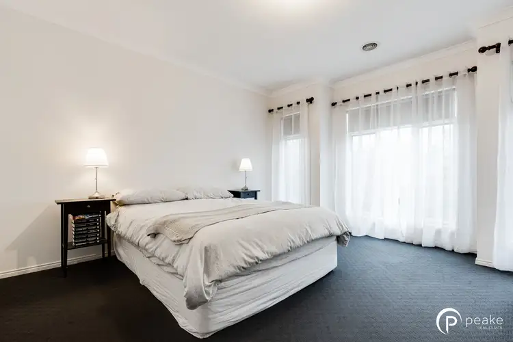 Fifth view of Homely house listing, 4 Cato Way, Pakenham VIC 3810