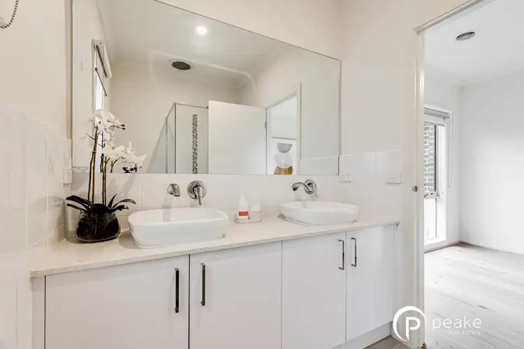 Sixth view of Homely unit listing, 2/8 Castlegate Place, Berwick VIC 3806