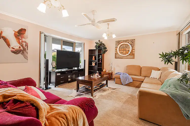 Sixth view of Homely house listing, 6 Citrinus Court, Narre Warren VIC 3805
