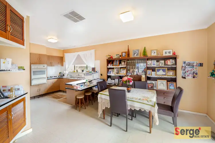 Fifth view of Homely house listing, 31 De Havilland Avenue, Strathmore Heights VIC 3041